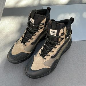 Vans UltraRange EXO MTE-2 dark olive brand new size 11